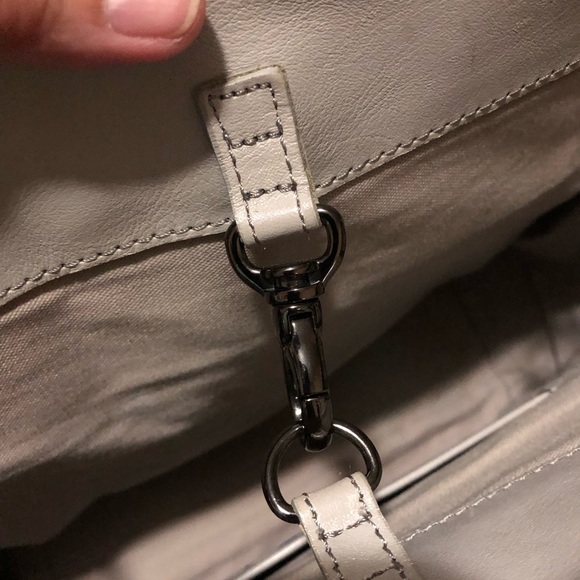 TODAY ONLY: Authentic BURBERRY Blue Label Silver Cream Woven Medium Shoulder Bag - Picture 12 of 14